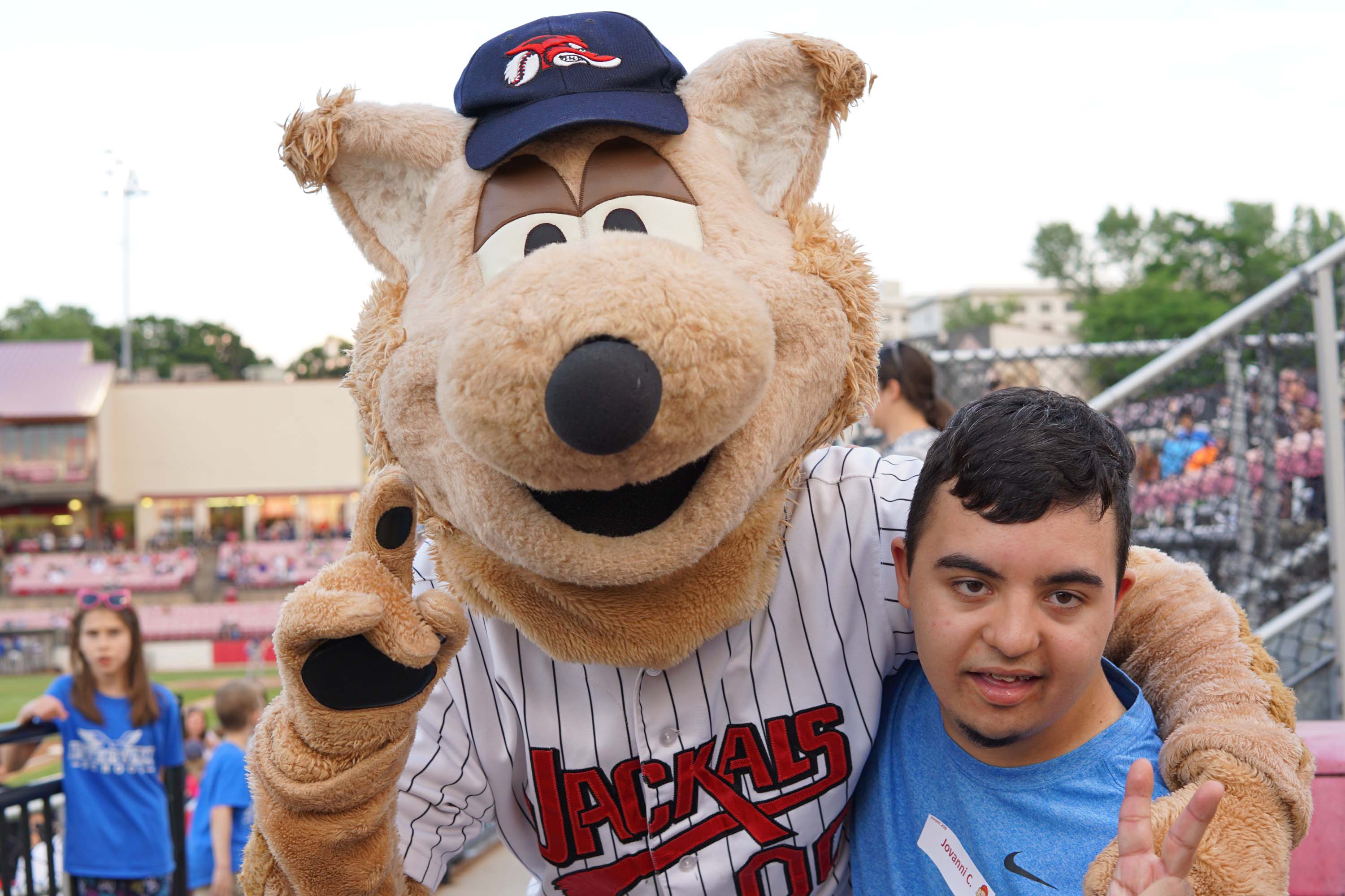 The Phoenix Center's families enjoyed Jackals Baseball Game! - The